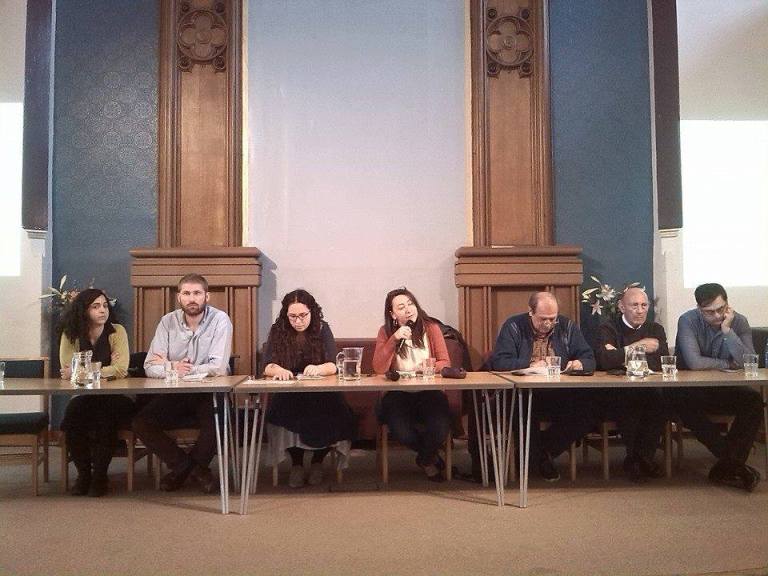 Nuestra compañera Sirio es la primera por la izquierda.